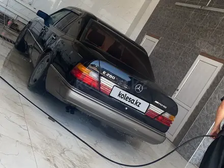 Mercedes-Benz E 280 1993 года за 2 650 000 тг. в Алматы – фото 5