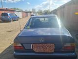 Mercedes-Benz E 200 1990 годаүшін900 000 тг. в Астана – фото 5