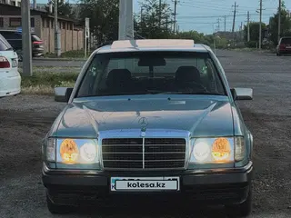 Mercedes-Benz E-Class, 1992