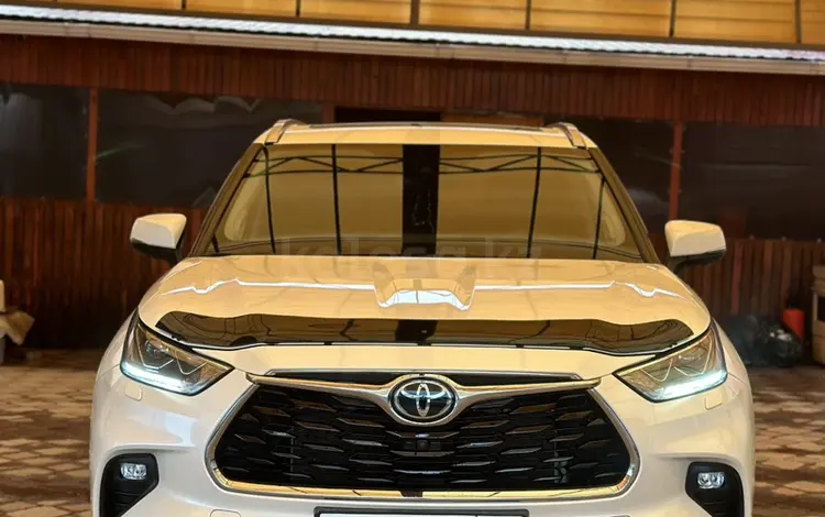 Toyota Highlander 2021 года за 29 000 000 тг. в Караганда