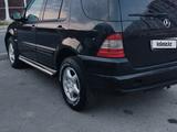 Mercedes-Benz ML 320 1999 годаүшін2 700 000 тг. в Актау – фото 2