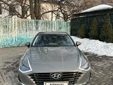 Hyundai Sonata 2020 года за 10 990 000 тг. в Алматы – фото 2