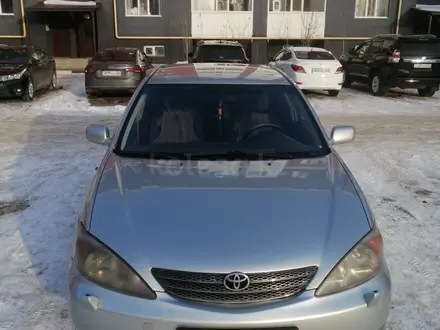 Toyota Camry 2004 года за 5 400 000 тг. в Актобе – фото 2