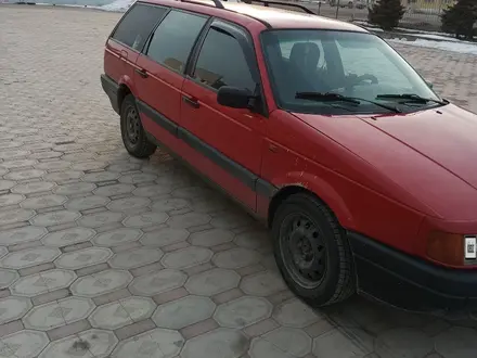 Volkswagen Passat 1988 года за 1 500 000 тг. в Есик – фото 2