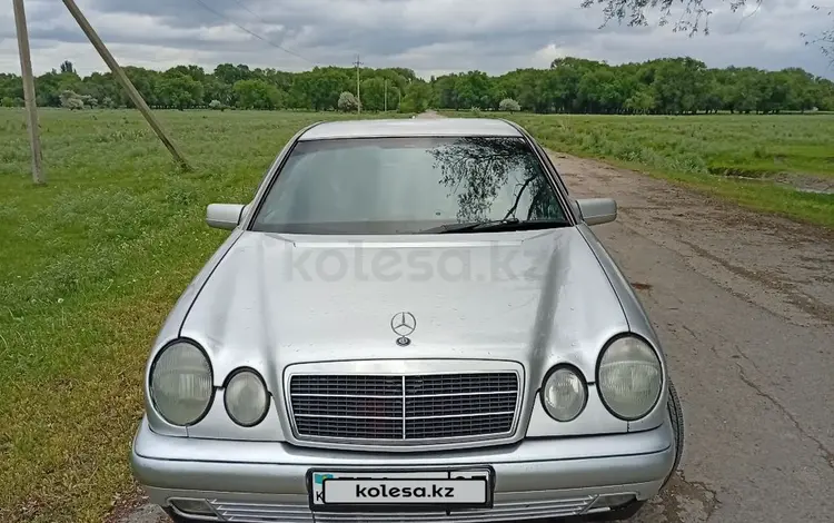 Mercedes-Benz E 230 1995 года за 2 000 000 тг. в Алматы