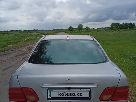 Mercedes-Benz E 230 1995 года за 2 000 000 тг. в Алматы – фото 3