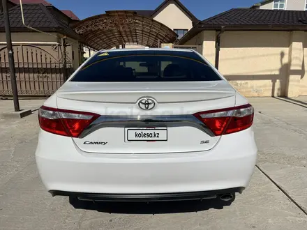 Toyota Camry 2015 года за 7 800 000 тг. в Актау – фото 2