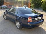 Volkswagen Passat 2001 годаfor2 700 000 тг. в Астана – фото 4