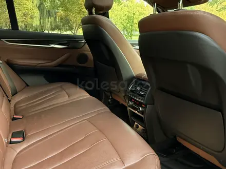 BMW X5 2016 года за 15 000 000 тг. в Алматы – фото 15
