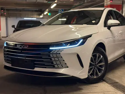 BYD Destroyer 05 Premium 2025 года за 7 990 000 тг. в Алматы