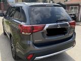 Mitsubishi Outlander 2016 года за 10 300 000 тг. в Алматы – фото 5