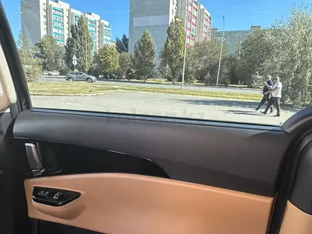 Kia Carnival 2021 года за 22 000 000 тг. в Уральск – фото 19