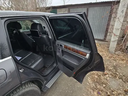 Volkswagen Touareg 2008 года за 7 200 000 тг. в Караганда – фото 14