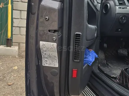 Volkswagen Touareg 2008 года за 7 200 000 тг. в Караганда – фото 17