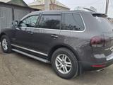 Volkswagen Touareg 2008 года за 7 200 000 тг. в Караганда