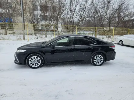 Toyota Camry 2023 года за 17 000 000 тг. в Караганда – фото 2