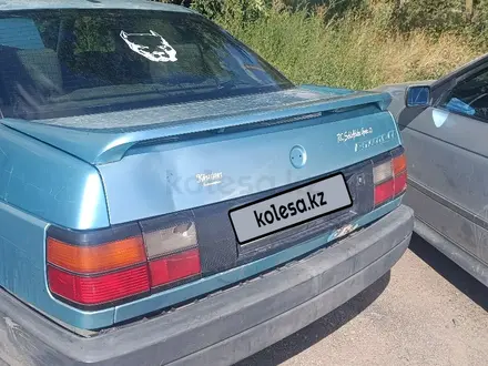 Volkswagen Passat 1992 года за 500 000 тг. в Караганда – фото 3