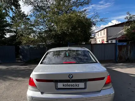 BMW 745 2004 года за 4 500 000 тг. в Астана