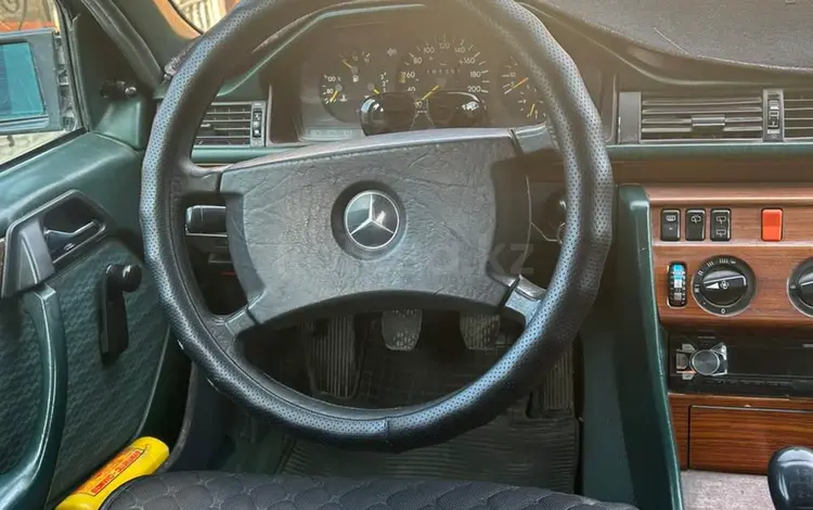 Mercedes-Benz E 230 1991 года за 1 900 000 тг. в Тараз