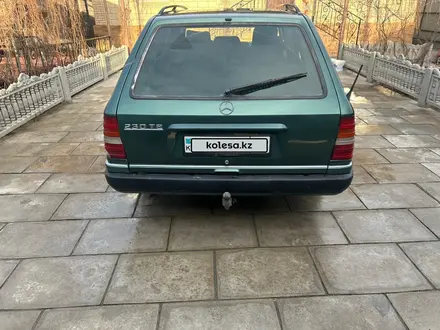 Mercedes-Benz E 230 1991 года за 1 900 000 тг. в Тараз – фото 3