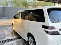 Toyota Vellfire 2009 года за 5 500 000 тг. в Есик