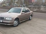 Mercedes-Benz C 180 1995 годаүшін1 600 000 тг. в Астана – фото 2