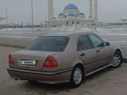 Mercedes-Benz C 180 1995 года за 1 500 000 тг. в Астана – фото 9