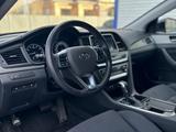 Hyundai Sonata 2017 годаүшін7 300 000 тг. в Уральск – фото 5