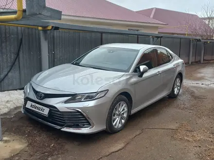 Toyota Camry 2023 года за 16 800 000 тг. в Уральск – фото 19