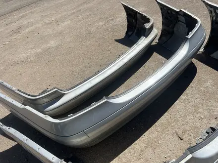 Задний бампер Мерседес w203 седан универсал оригинал за 35 000 тг. в Караганда – фото 3