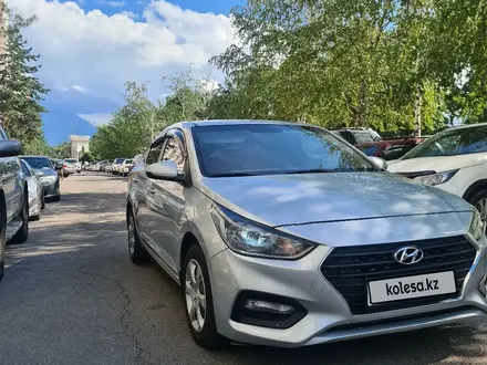 Hyundai Accent 2020 года за 5 789 000 тг. в Алматы – фото 2