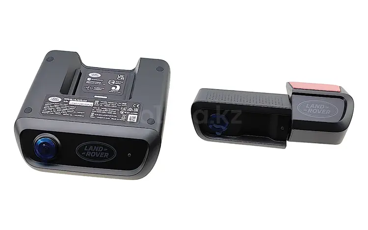 Двухканальный видеорегистратор Land Rover за 383 800 тг. в Алматы