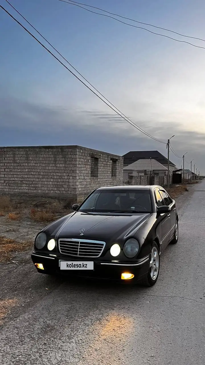 Mercedes-Benz E-Class, 2001