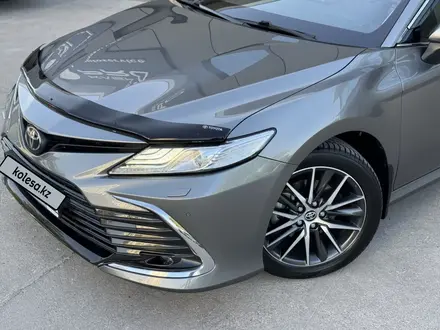 Toyota Camry 2023 года за 17 000 000 тг. в Шымкент