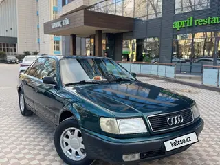 Audi 100