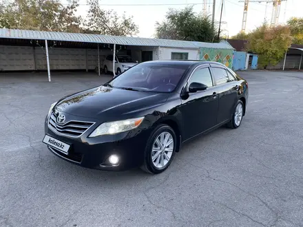 Toyota Camry 2010 года за 9 050 000 тг. в Караганда