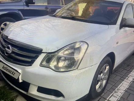 Nissan Almera 2014 года за 3 200 000 тг. в Алматы – фото 2