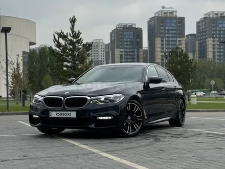 BMW 540 2018 года за 22 500 000 тг. в Алматы – фото 11