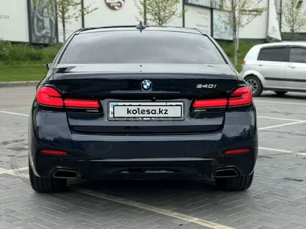 BMW 540 2018 года за 22 500 000 тг. в Алматы – фото 8