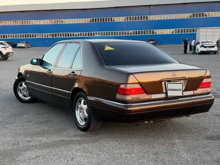 Mercedes-Benz S 320 1997 года за 6 000 000 тг. в Шымкент – фото 3