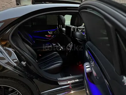 Mercedes-Benz S 63 AMG 2019 года за 42 000 000 тг. в Алматы – фото 12