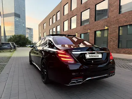 Mercedes-Benz S 63 AMG 2019 года за 42 000 000 тг. в Алматы – фото 17