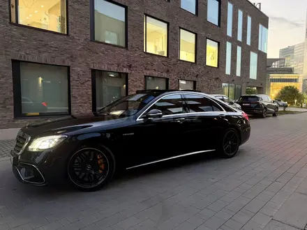 Mercedes-Benz S 63 AMG 2019 года за 42 000 000 тг. в Алматы – фото 3