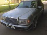 Mercedes-Benz E 260 1989 года за 900 000 тг. в Алматы – фото 4