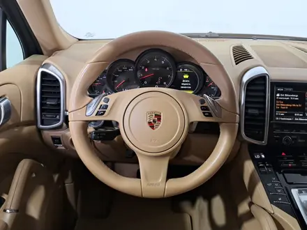 Porsche Cayenne 2012 года за 13 440 000 тг. в Астана – фото 13