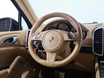 Porsche Cayenne 2012 года за 13 440 000 тг. в Астана – фото 16