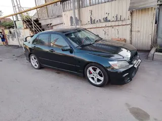 Lexus IS 200