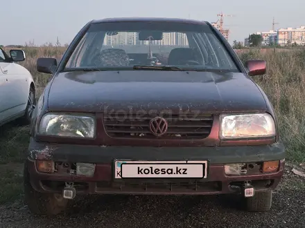 Volkswagen Vento 1992 года за 600 000 тг. в Астана – фото 4