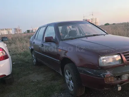 Volkswagen Vento 1992 года за 600 000 тг. в Астана – фото 5