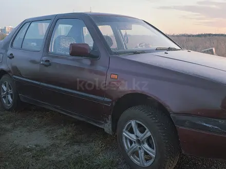 Volkswagen Vento 1992 года за 600 000 тг. в Астана – фото 7